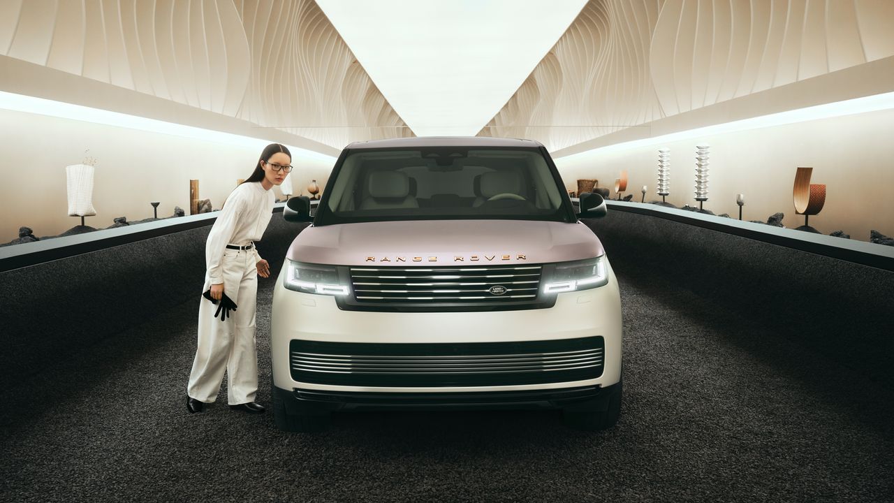 2RANGE ROVER TRACES MDW 26 MEMORY AND MATERIAL