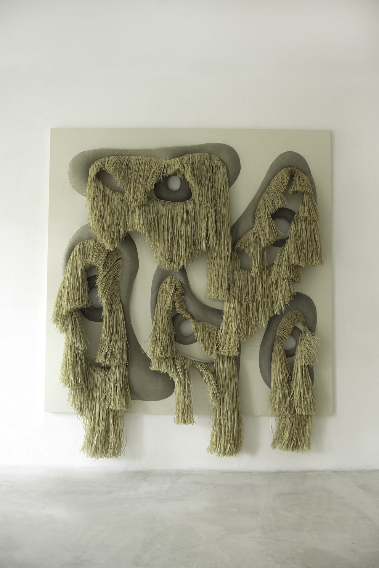 Adriana Meunie in Aba Art  2025 Raphia piece