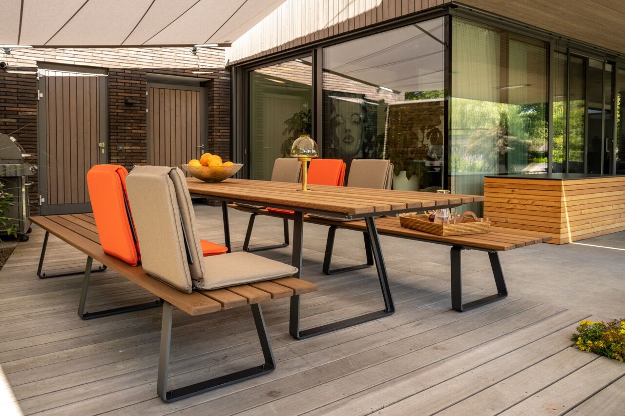 Outdoor-Möbel-Kollektion "U.K.U." von Volker Weiß in Borken