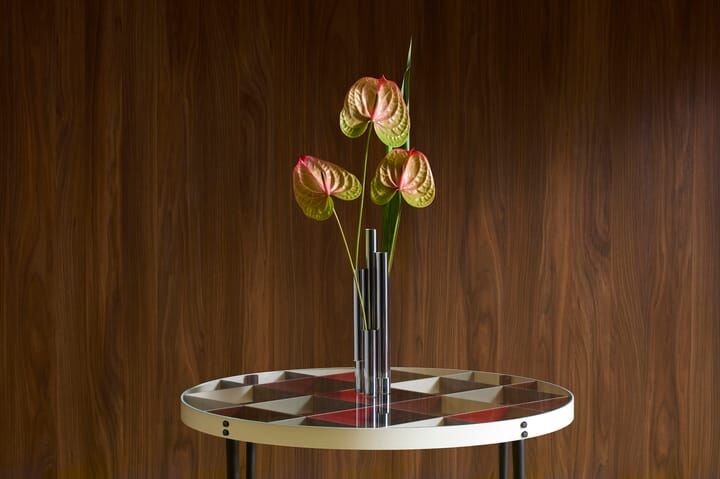 j_14-2025-7-Tubi-Gio-Ponti-Objects-ph-Aaron-Tilley-02-HR-107999_4