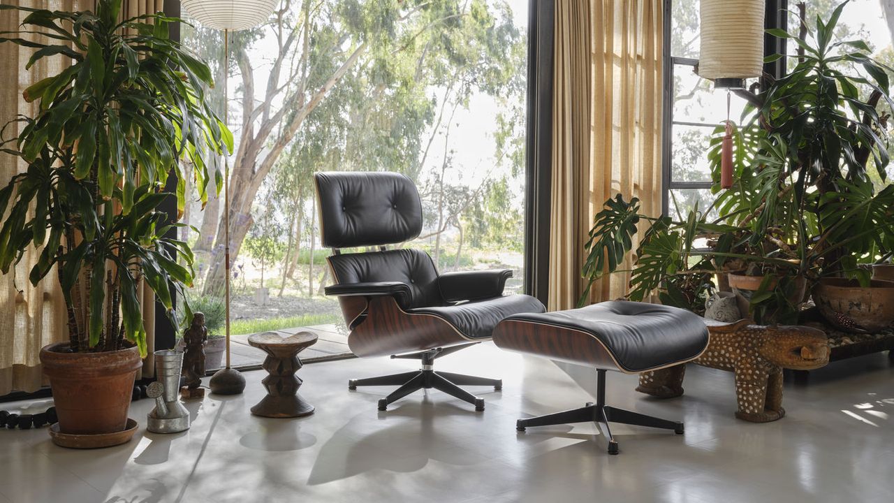 Eames Lounge Chair