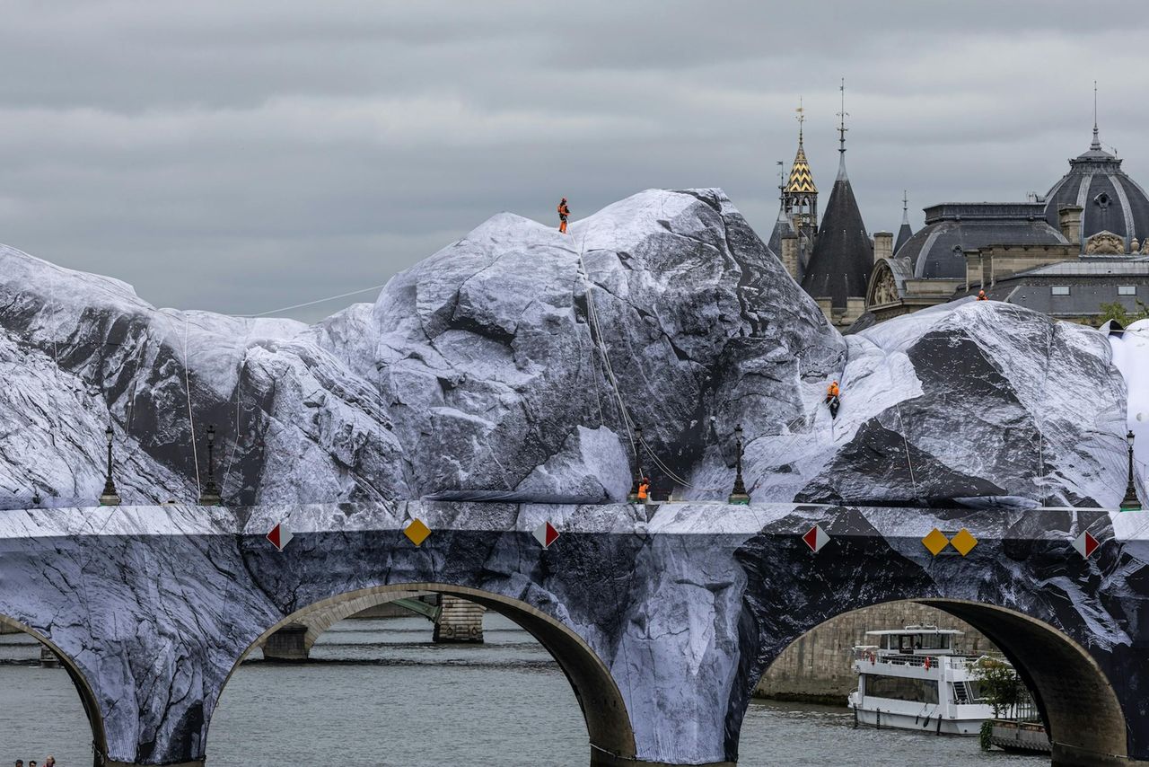 Pont Neuf Detail