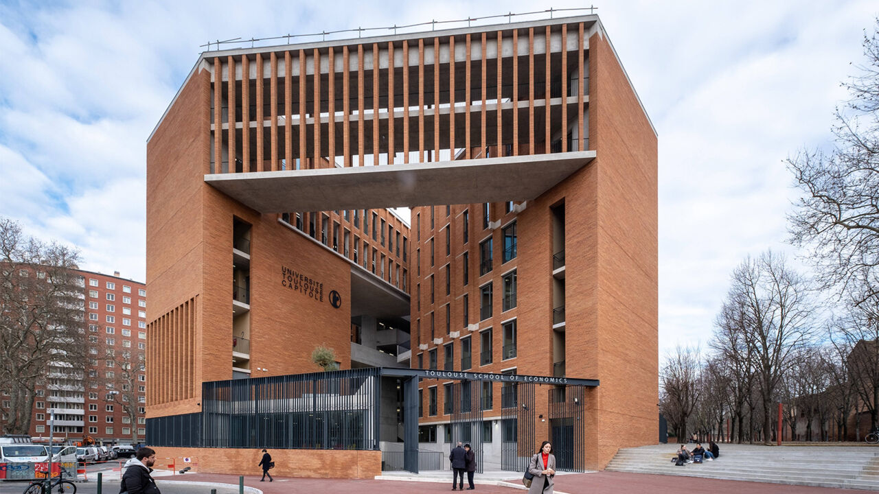 Tolouse School of Economics von Grafton Architects