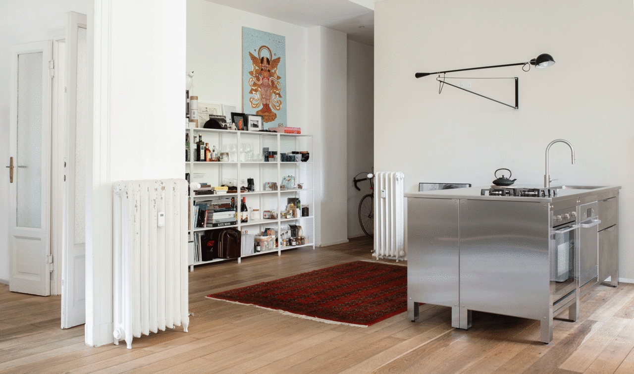 Moderne Inselküche von Very Simple Kitchens|Very Simple Things 