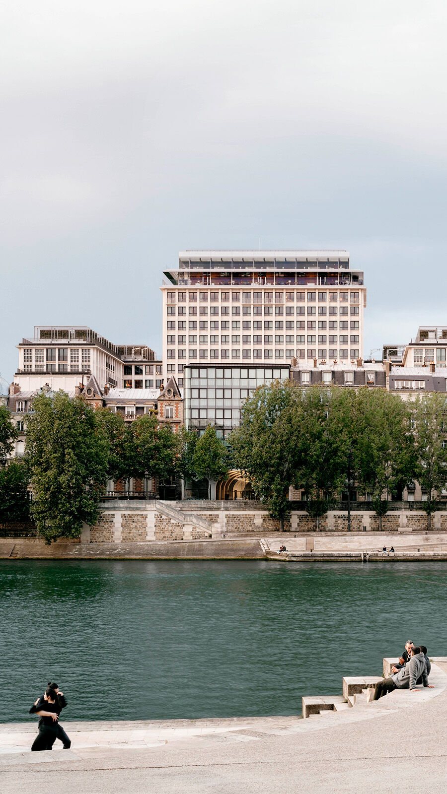 Morland Mixité Capitale/ "La Félicité" von David Chapperfield in Paris