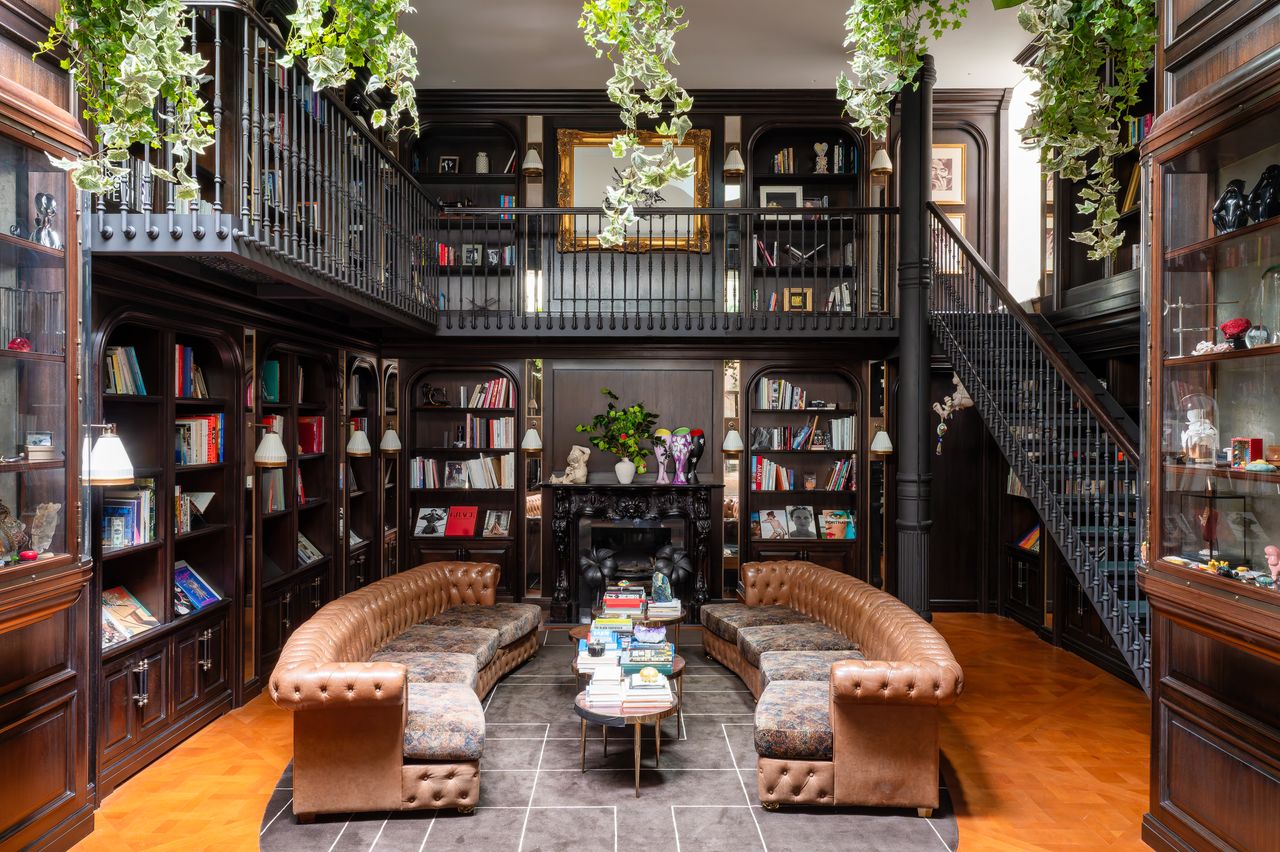 Brigitta Spinnochia house in London 2