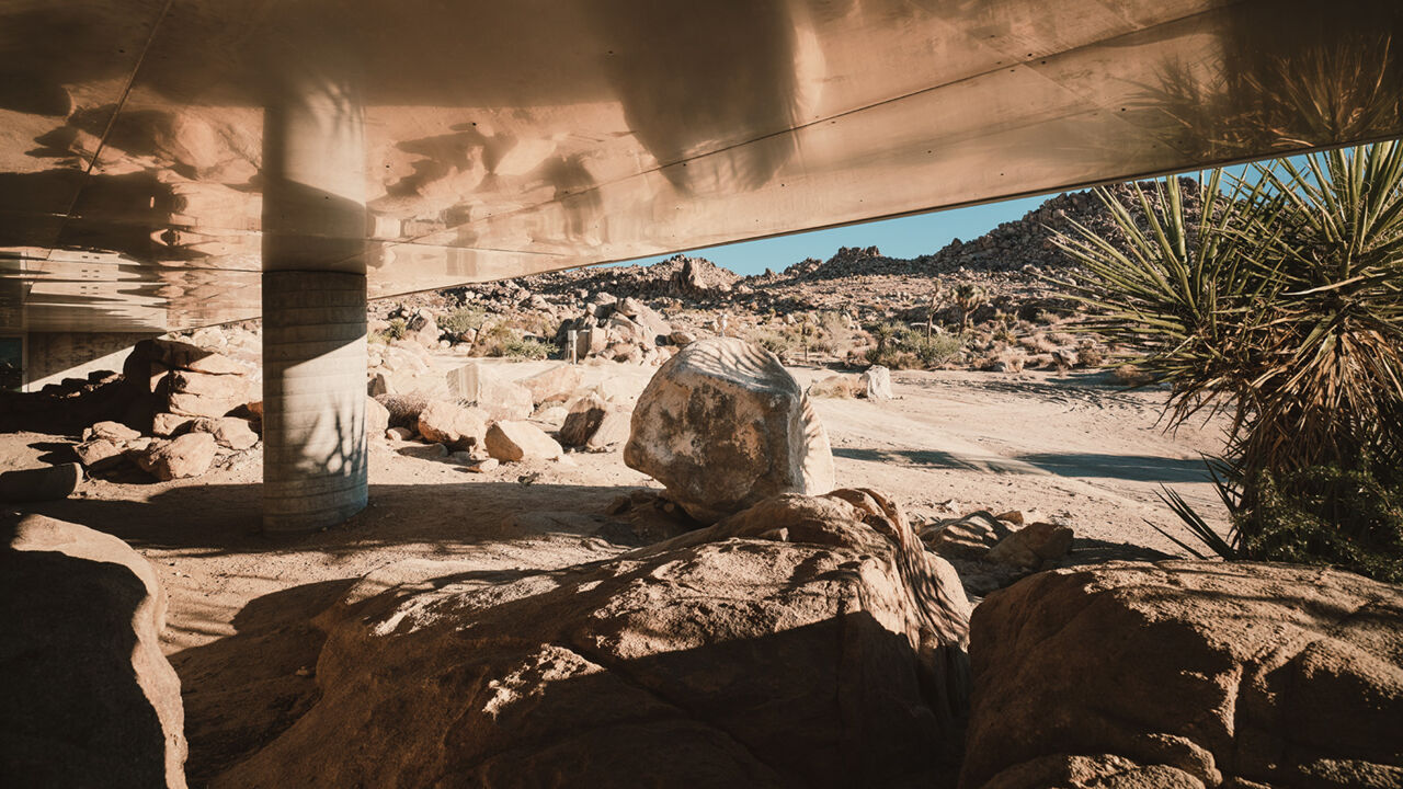 The Invisible House mit Blick in die südkalifornische Wüste