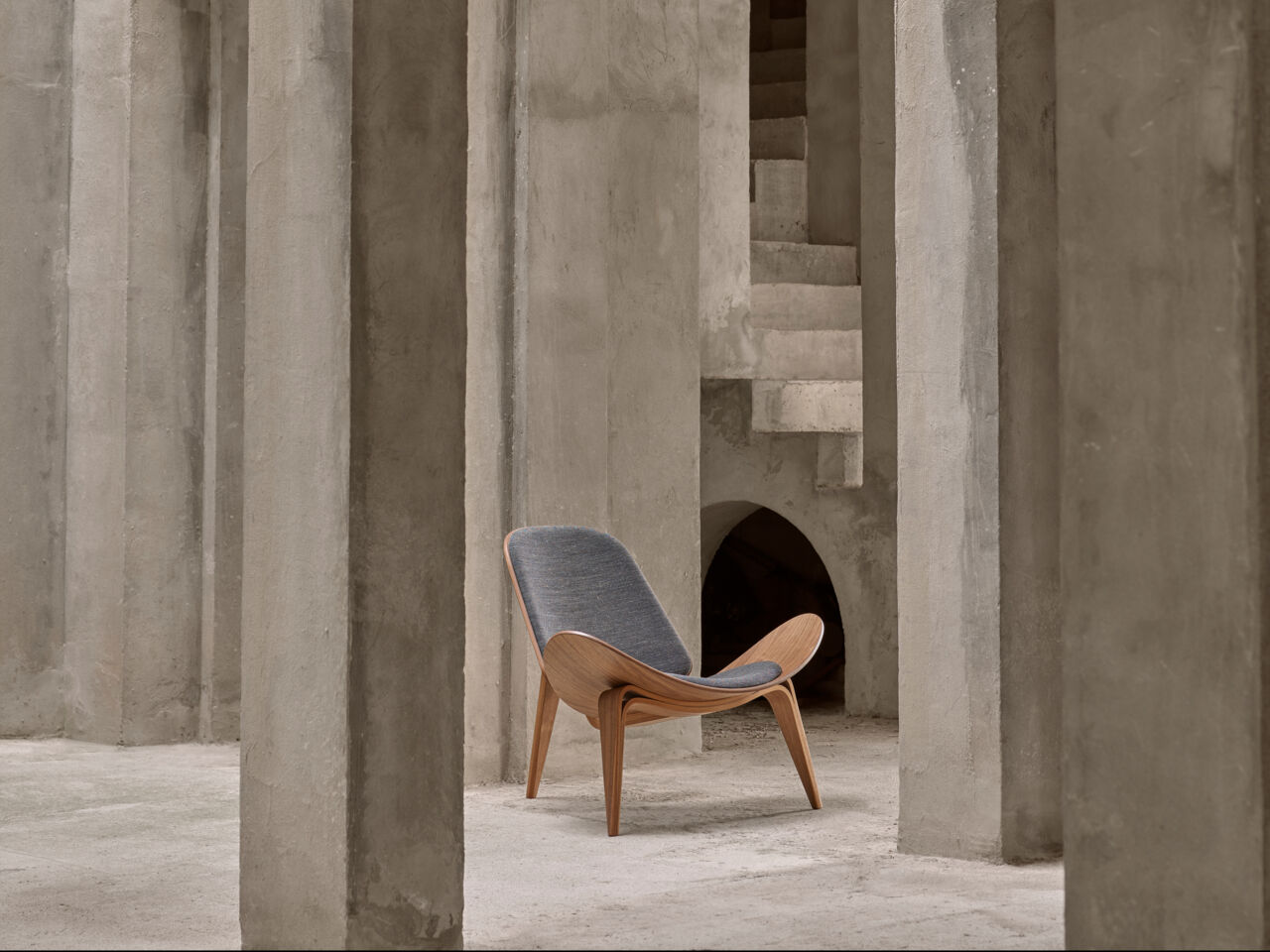 CH07 Shell Chair, Nussbaum, geölt