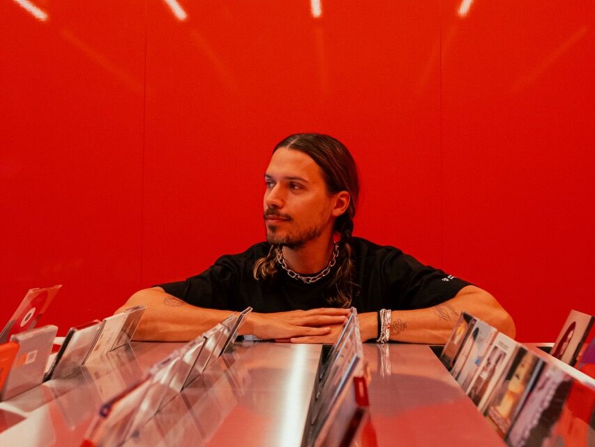 Groß (5- Harry Nuriev - 032C Store à Berlin - ©Alejandro Arretureta)