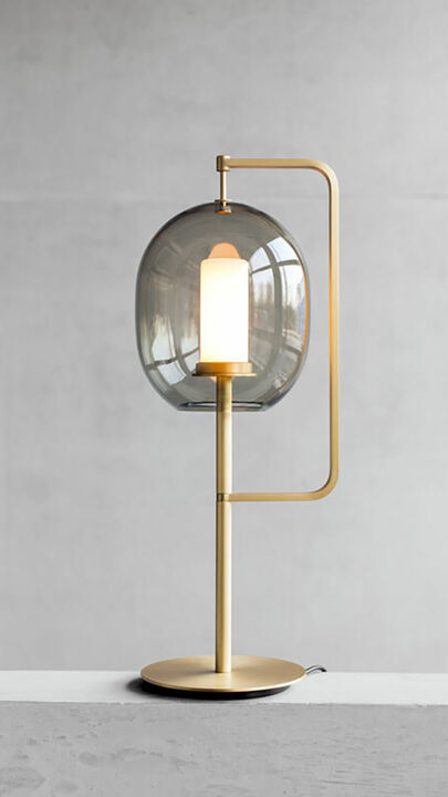 lyndon-neri-rossana-hu-classicon-lantern-light-table-lamp