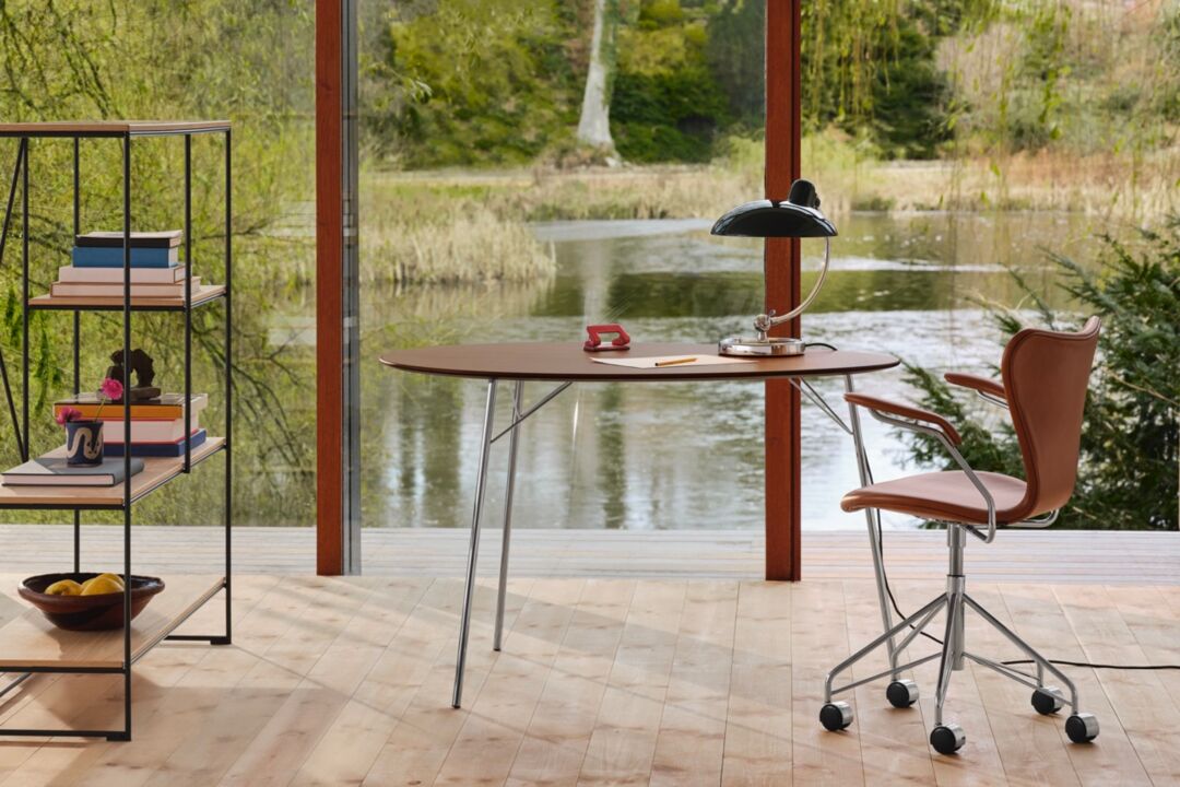 FH_Egg_table_walnut_Series_7_chair_Kaiser_idell_table_lamp_Planner_shelving_RGB Large