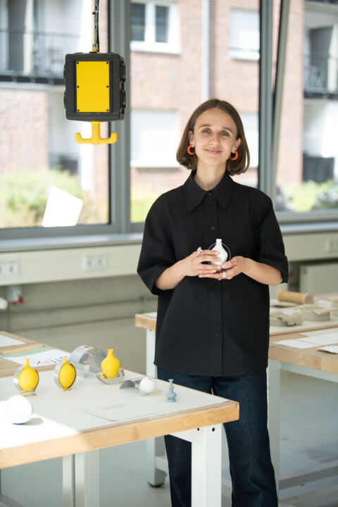 Maya Shochat | New Craft Object Design | Peter Behrens School of Arts in Düsseldorf