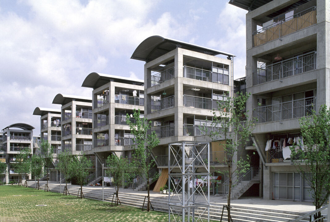 Hotakubo Housing von RIken Yamamoto