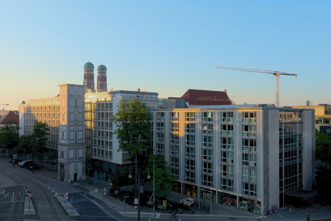 Sep Ruf, Maxburg, Drone