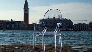 Philippe_Starck_Kartell_Louis_Ghost