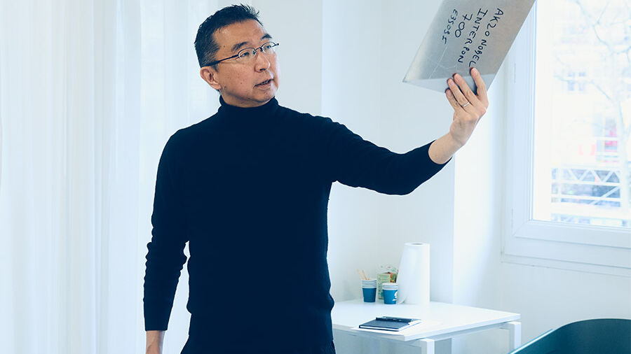 Sou Fujimoto in seinem Architekurbüro in Paris