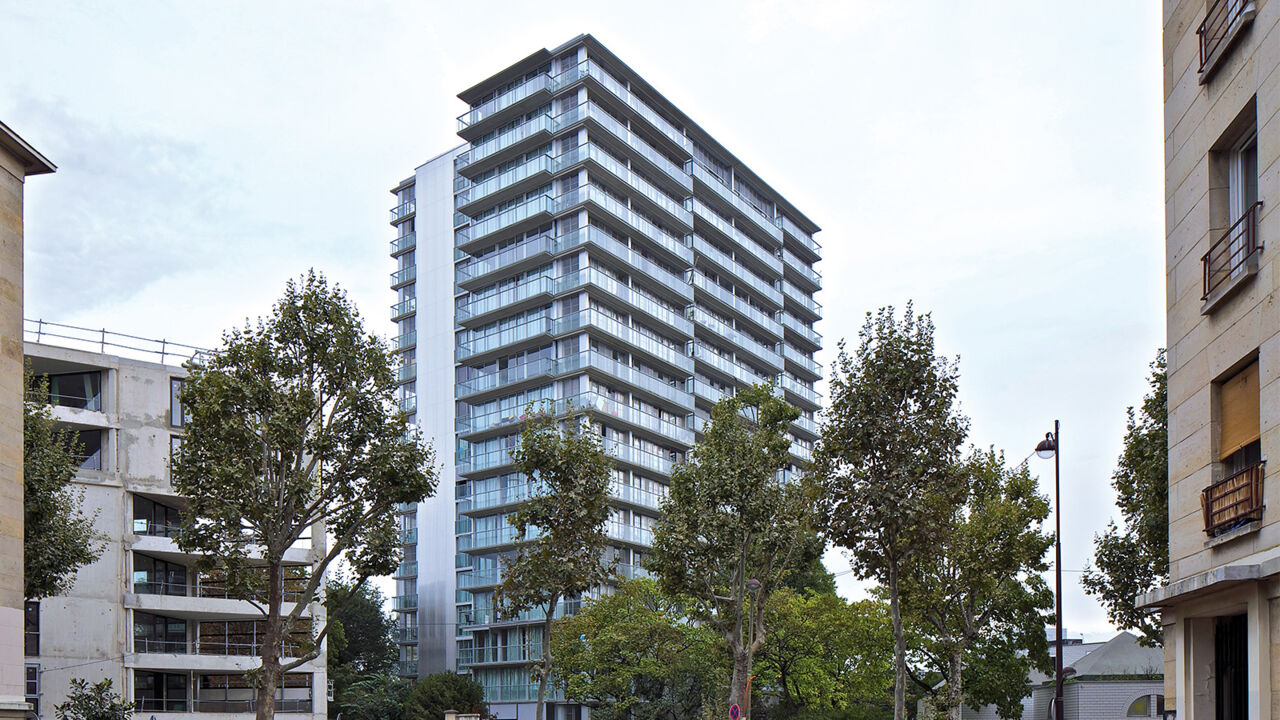 Außenansicht des Tour Bois le Prêtre von Lacaton und Vassal