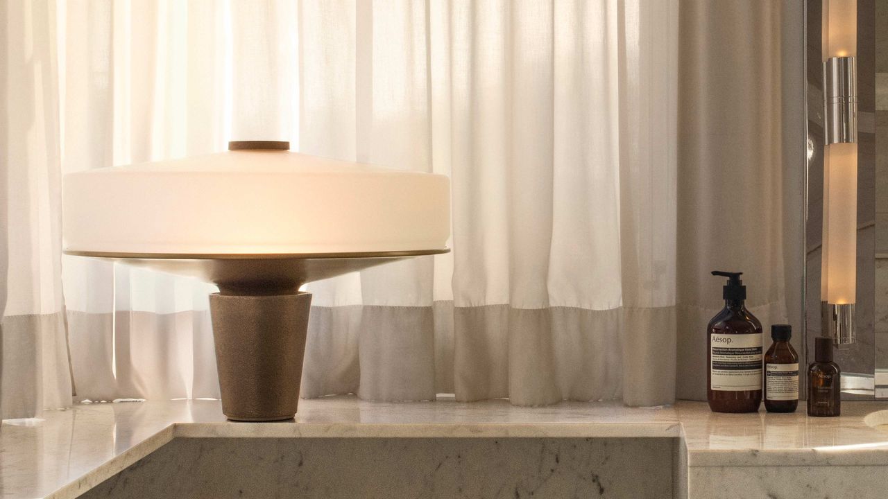 Apose Aesop Lampe