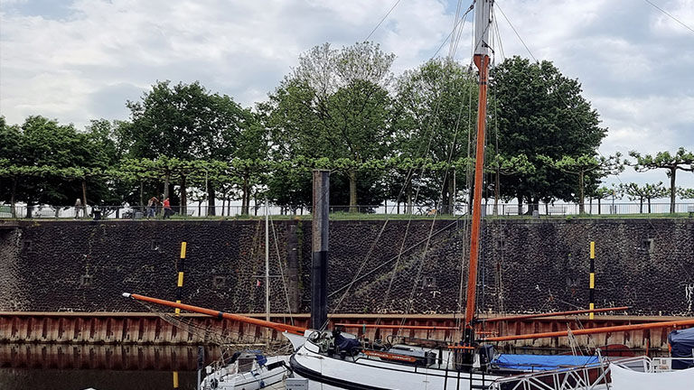club-marina-medienhafen-duesseldorf