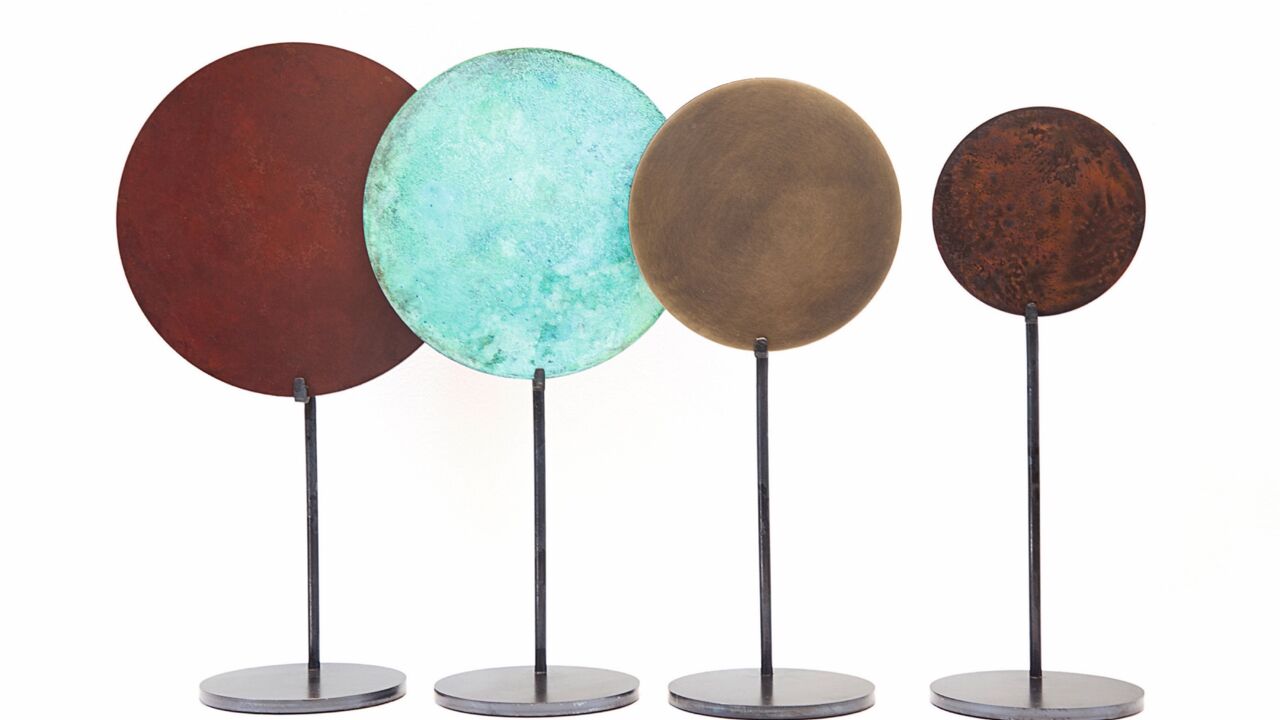 orbit_discs_group