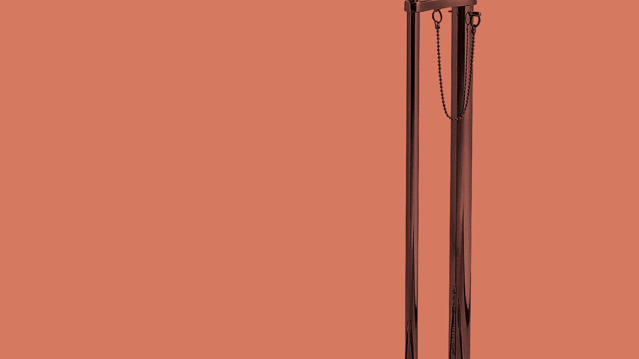 adjustable table - Eileen gray