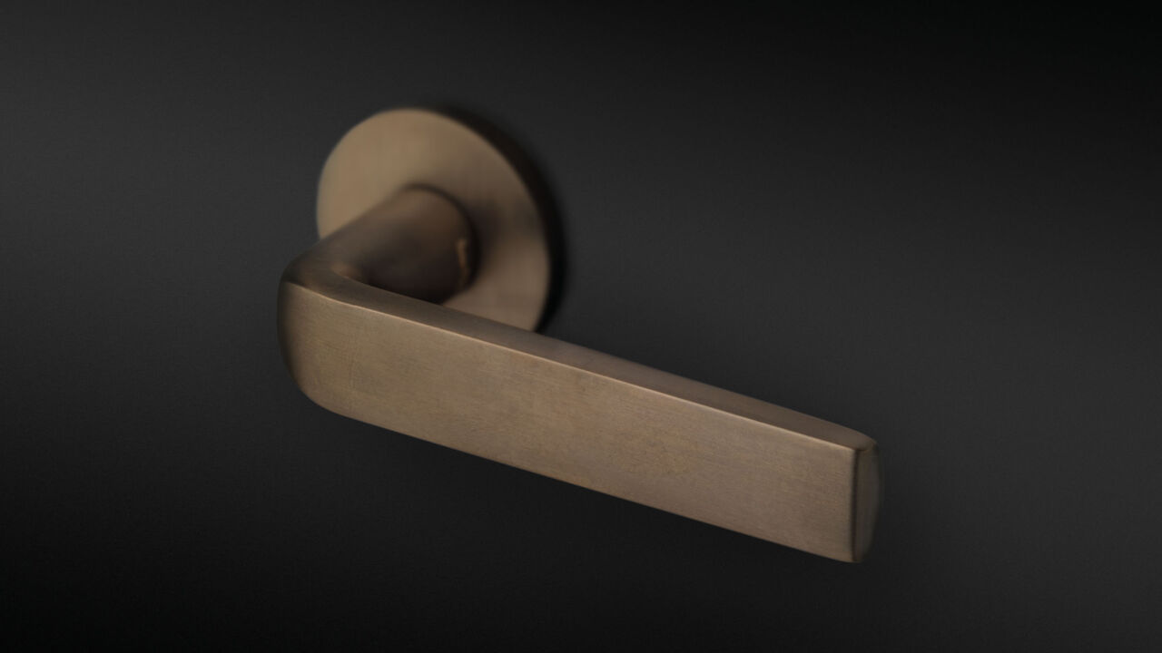 FSB_1267_Türdrücker_Bronze_dunkel_Keyvisual