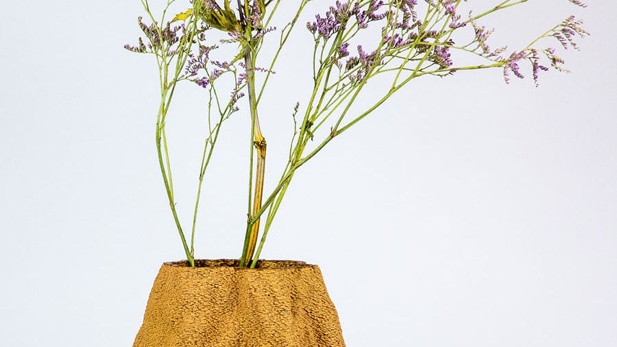 Waqachi Vase von Migration of Matter
