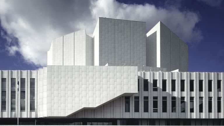 finlandia-hall-helsinki-facade-photo-rune-snellman-alvar-aalto-museum-988x659