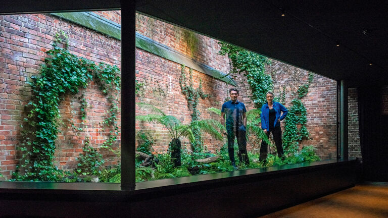 Grüntuch Ernst Architekten: Kennengelernt haben sie sich in London, seit 1991 leben und arbeiten Almut Grüntuch-Ernst und Armand Grüntuch in Berlin Almut Grüntuch-Ernst und Armand Grüntuch