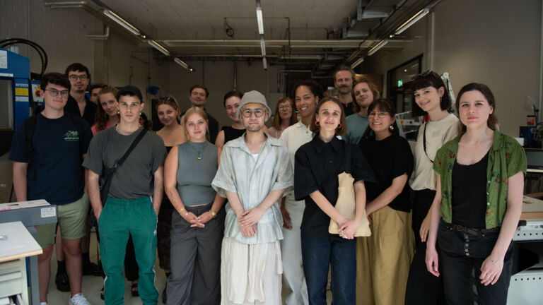 Studierende des Studiengangs New Craft Object Design | Peter Behrens School of Arts in Düsseldorf Studierende des Studiengangs New Craft Object Design | Peter Behrens School of Arts in Düsseldorf